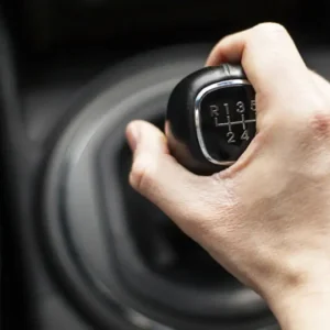 علت سخت جا رفتن دنده ماشین